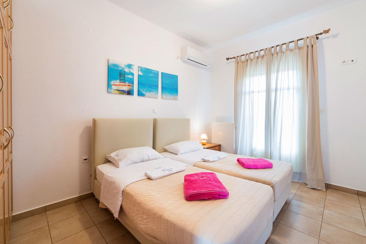 Villa San Dimitrio House On The Beach Logaras Esterno foto